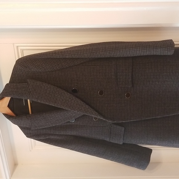 Club Monaco Coat. Size Medium - Picture 4 of 16